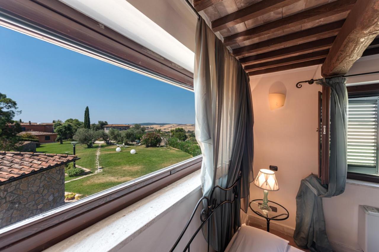 Relais Le Ginestre Villa Saturnia Exteriör bild