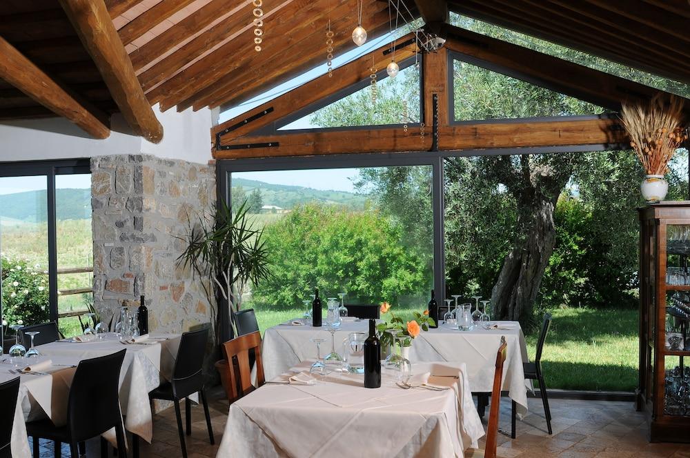 Relais Le Ginestre Villa Saturnia Exteriör bild