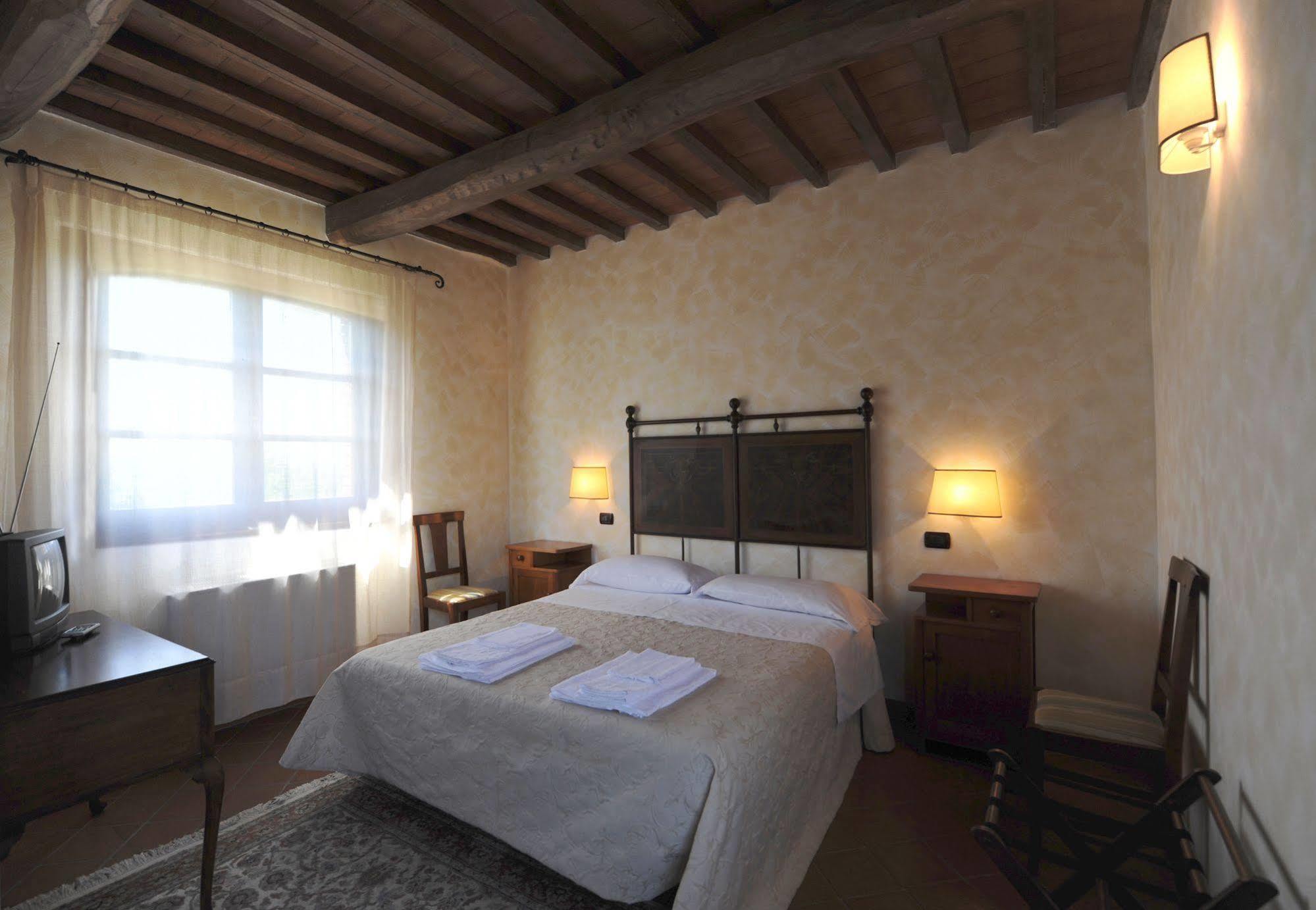 Relais Le Ginestre Villa Saturnia Exteriör bild