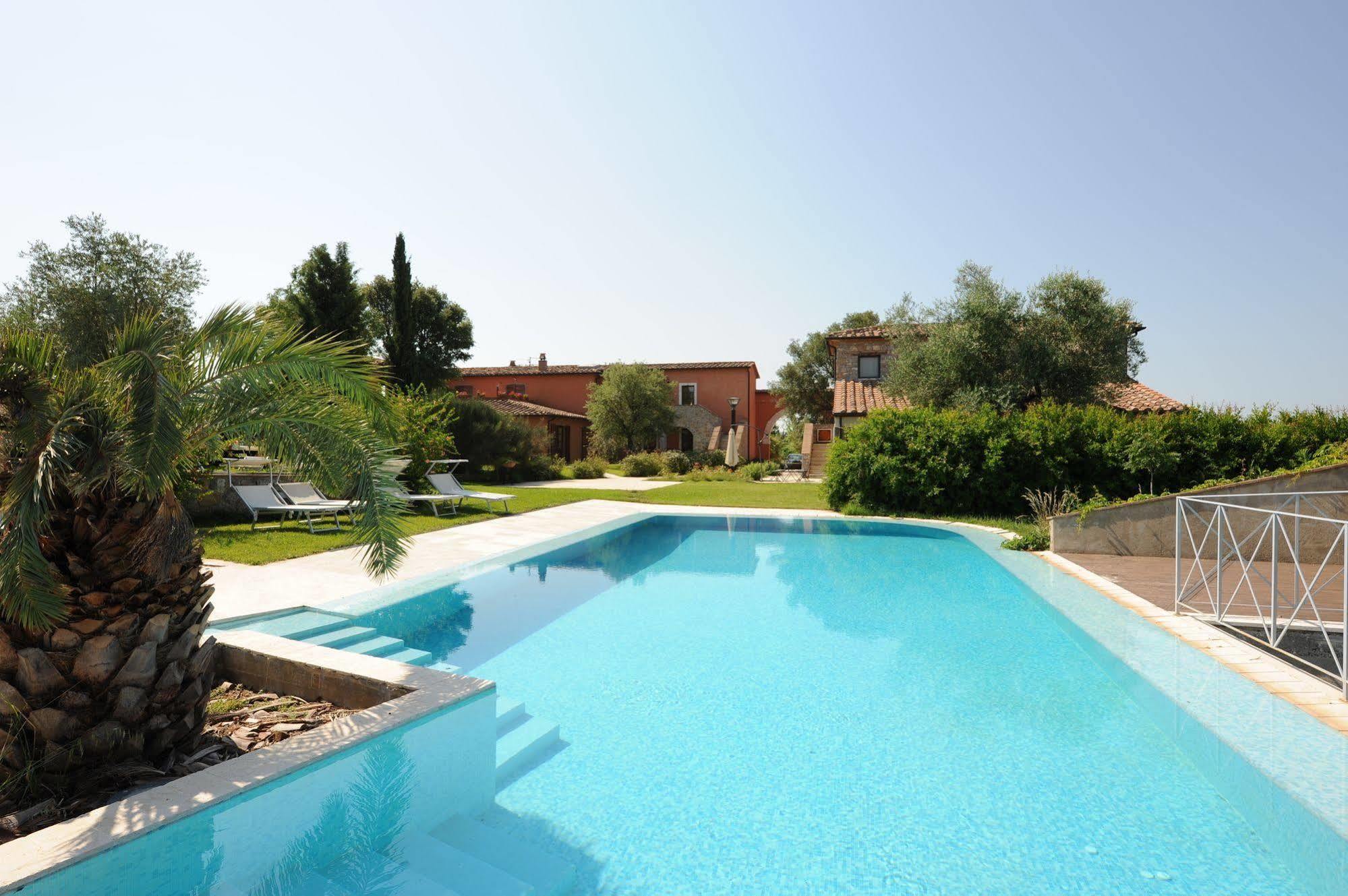 Relais Le Ginestre Villa Saturnia Exteriör bild
